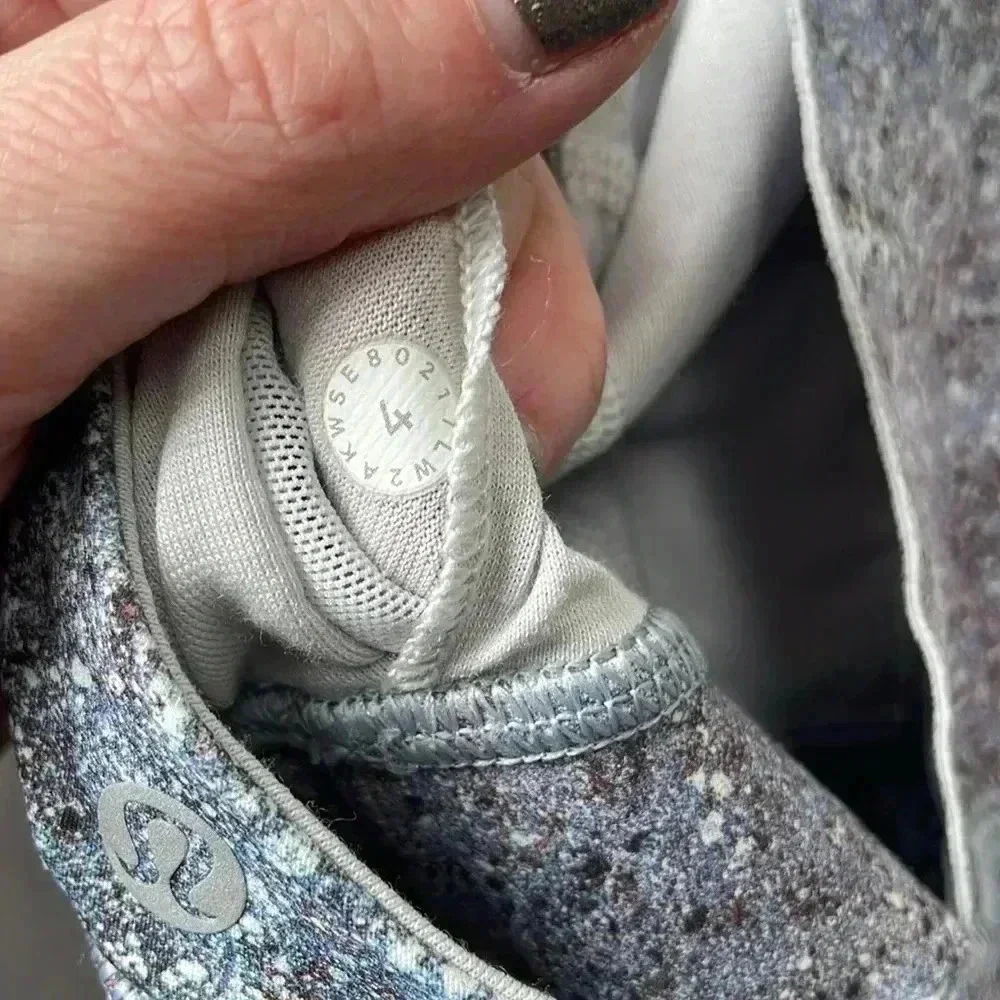 Lululemon I 4